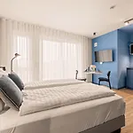 Motel42-temporary Living شقة فندقية 3*