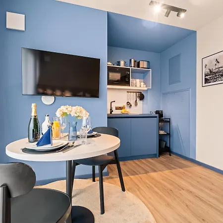 Aparthotel Motel42-temporary Living