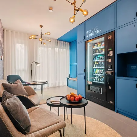 Motel42-temporary Living Aparthotel