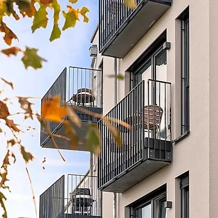 Motel42-temporary Living