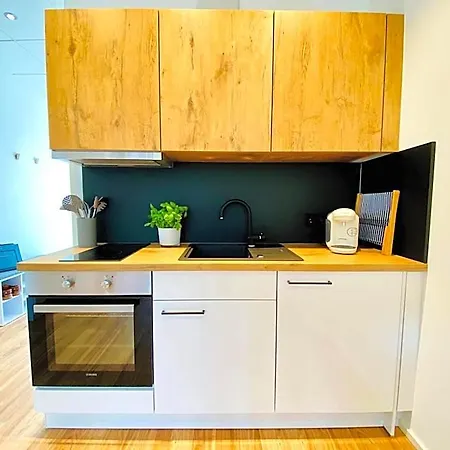 Motel42-temporary Living Hotel apartamentowy 3*