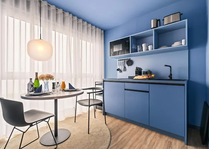 Motel42-temporary Living 公寓式酒店 腓特烈港